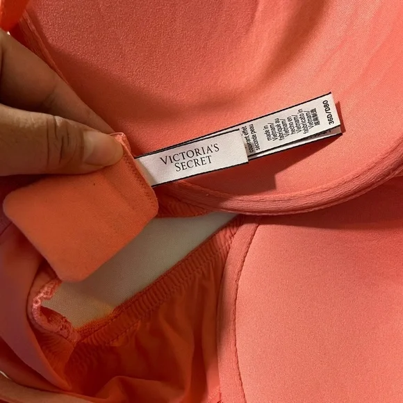Victoria's Secret Coral Lace Bra - Picture 4 of 4
